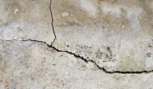 How does concrete crack